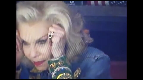 Dead Joan Rivers/Mike Pence at Super Bowl 2017 filmed live