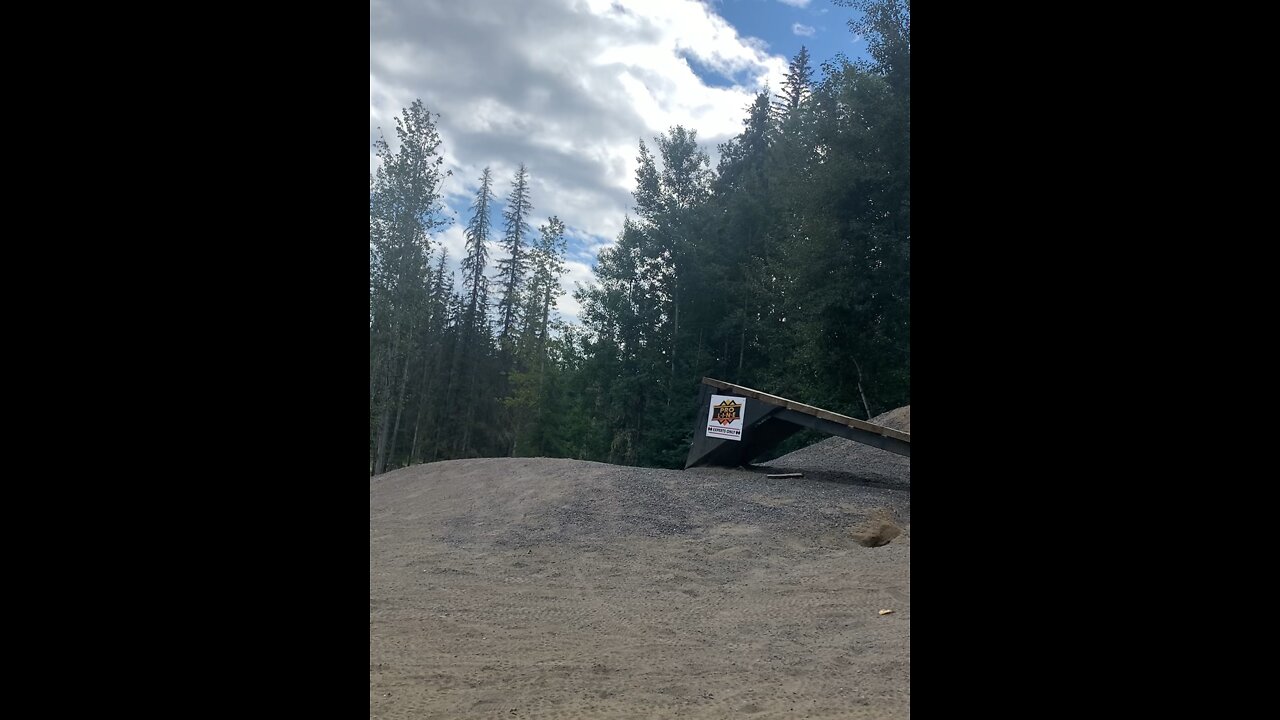 Edson Bike Park: Solo ride on Labour Day 2022