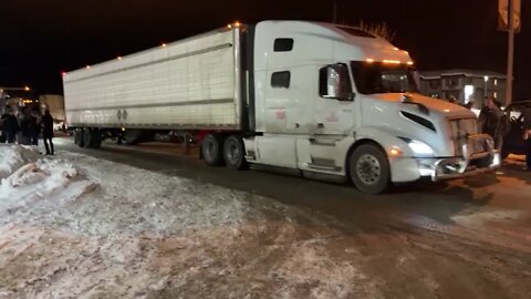 Convoy For Freedom End Of Day 1 Golden, BC