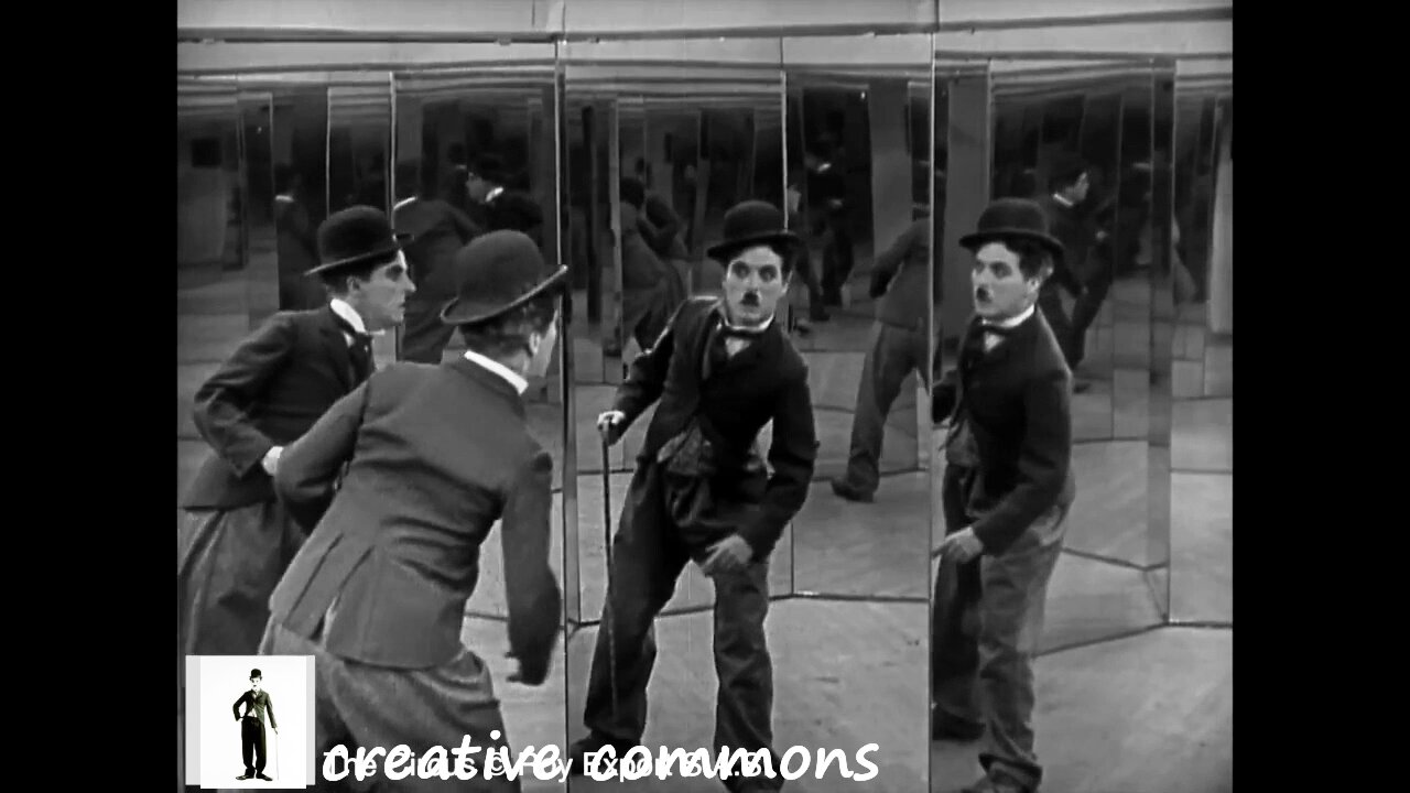 Chaplin in mirror maze