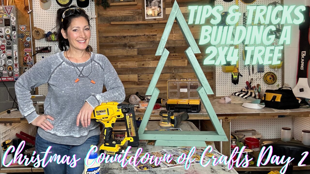 TIPS AND TRICKS QUICKLY BUILDING a WOODEN 2×4 CHRISTMAS TREE! (CHRISTMAS COUNTDOWN OF CRAFTS DAY 2)