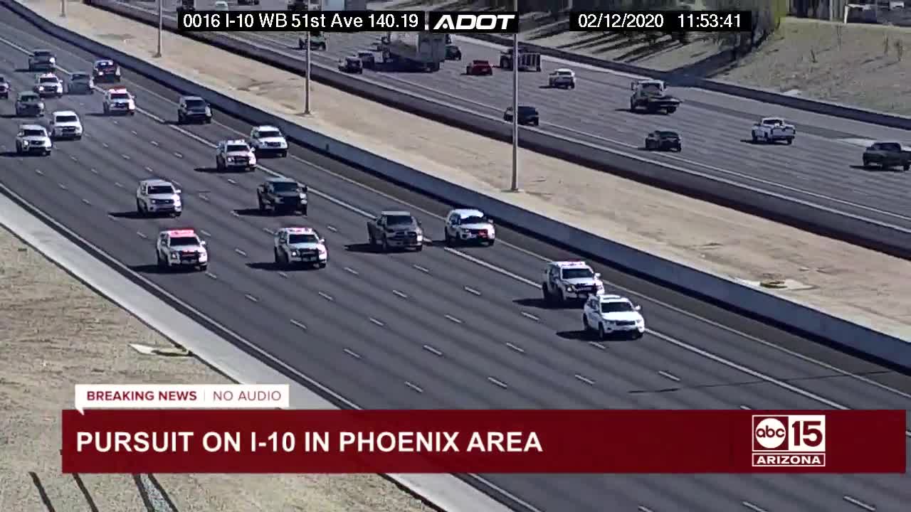 Clip: Police pursuit underway in Phoenix