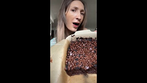 Zucchini brownies 😭
