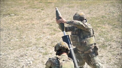 Hanging Rounds with an Airborne Mortar Team