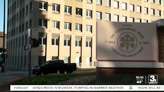 Historic Blackstone Hotel reopens under new name, ownership