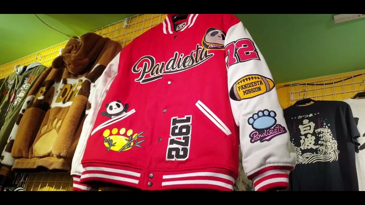 I bought a bunch of cool JDM jackets!!