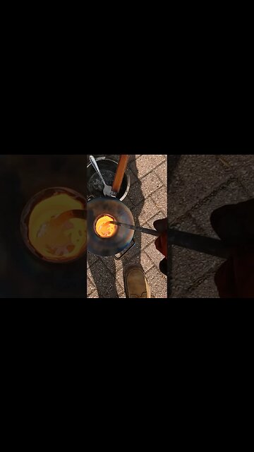 Hate that #borax stuck to the #copper .. #melting #metalcasting #belgium