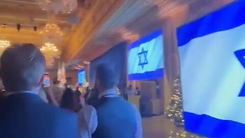 Jews singing the Israeli national anthem at Mar-o-Lago