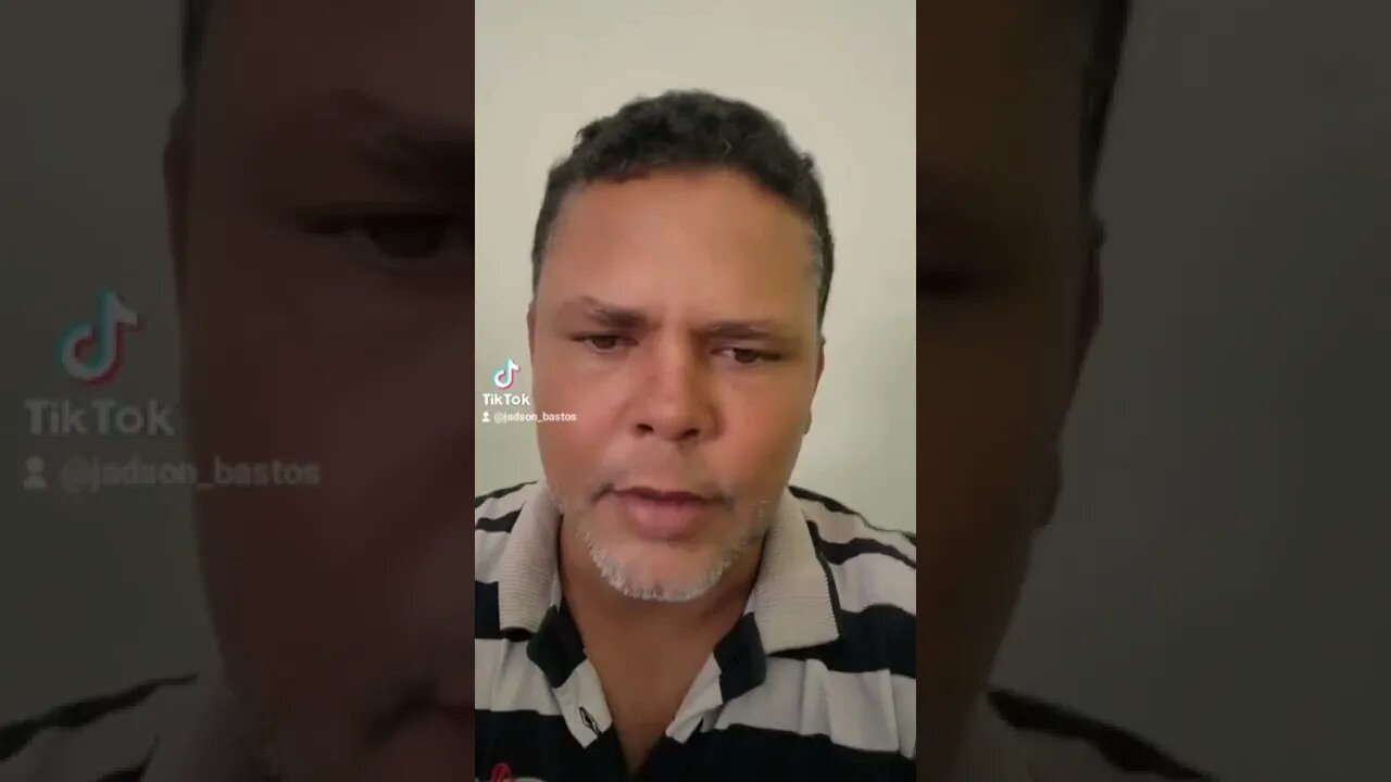 Cadela virando cachorra