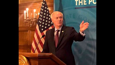 Arkansas Gov. Hutchinson: McCarthy Should Call Out Boebert, Gosar