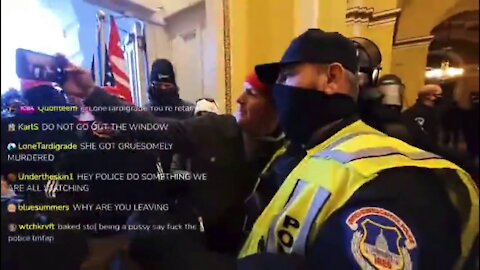 Police Invite Protesters Into Capitol Building