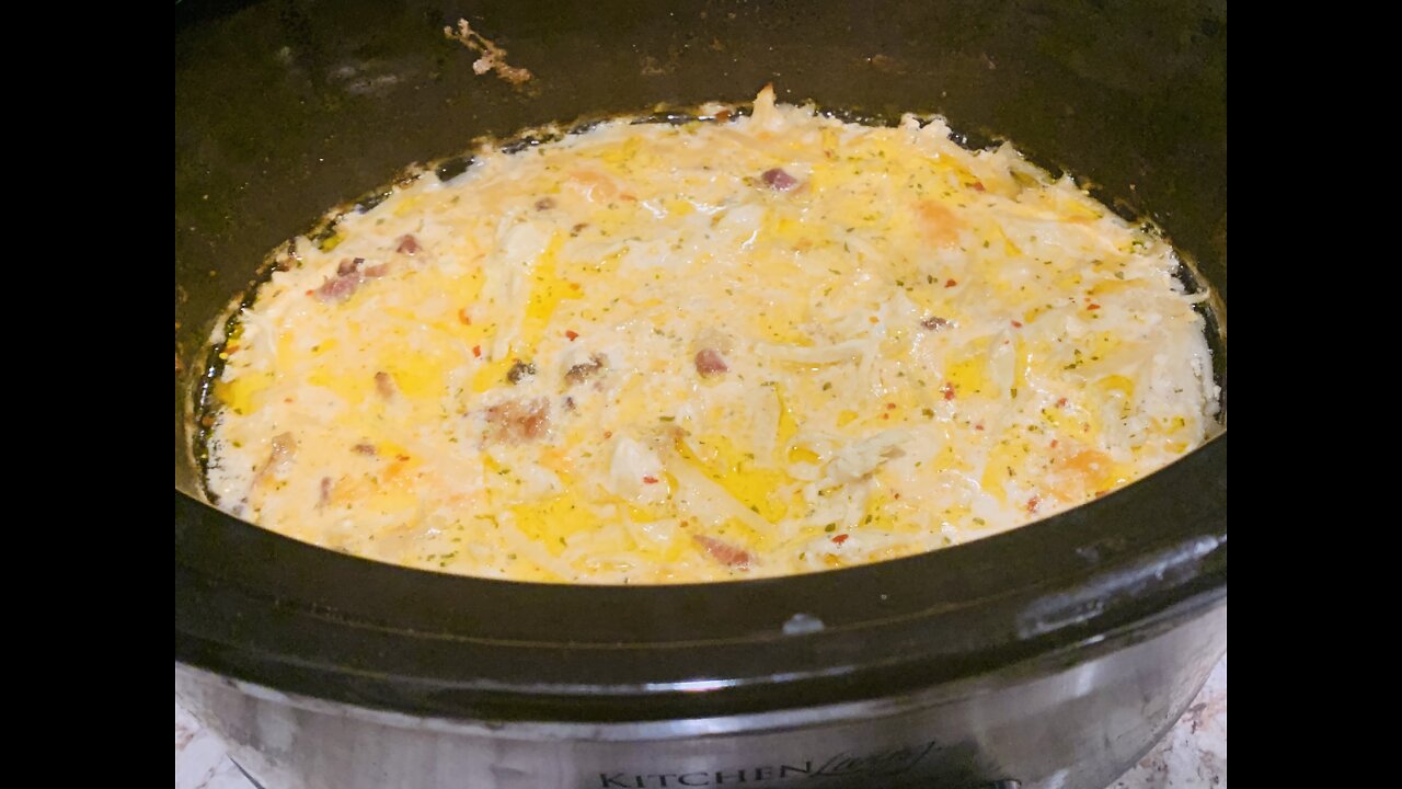 Slow Cooker Cracked Chicken Potato Soup.| Dinner