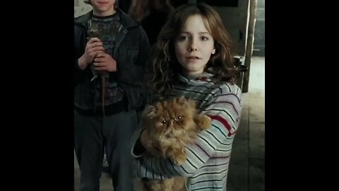 me in harry potter 😂