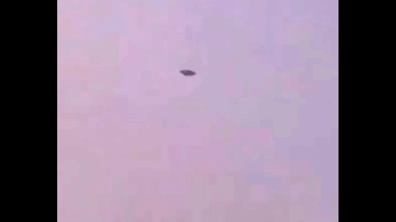 UFO over Vietnam Caught on Video