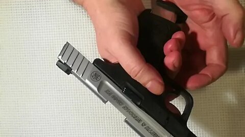 Combat handgun - dropping slide prematurely on a empty chamber (fix it this way)