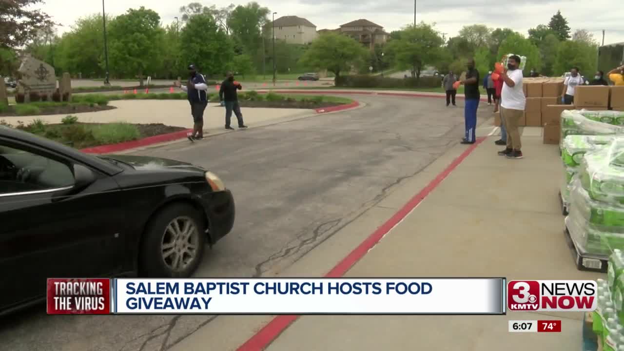 Salem Baptist Church hosts food giveaway