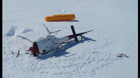 Helicopter on action "winter snow"