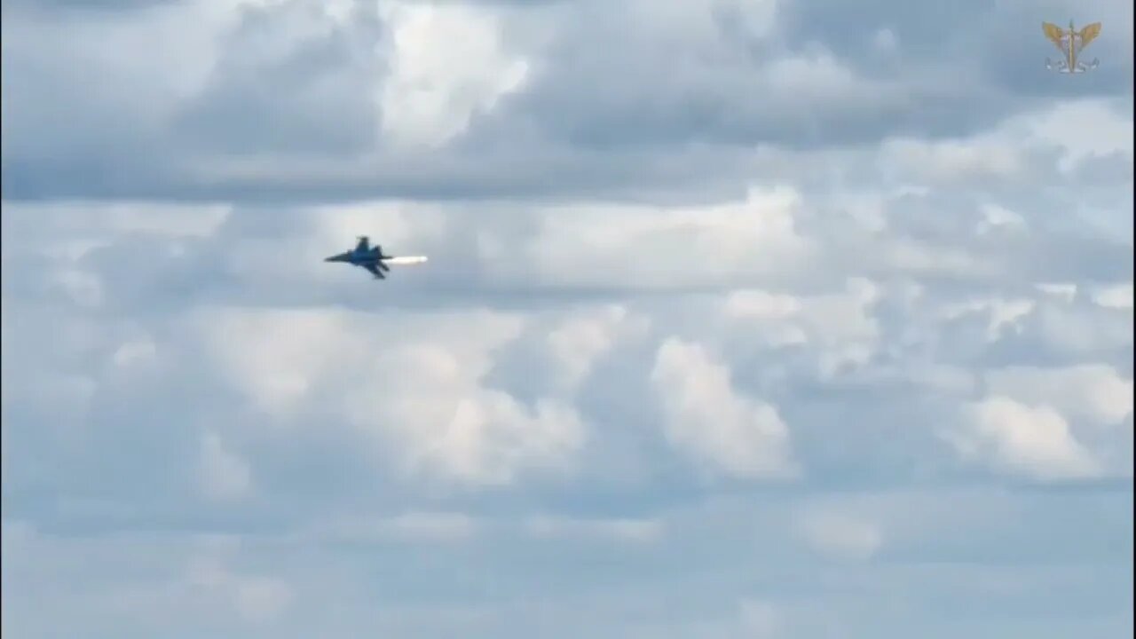 Russia Ukraine War: Armed Forces of Ukraine shot down 2 Russian planes - Su-25 & Su-30 ⚡️ #shorts