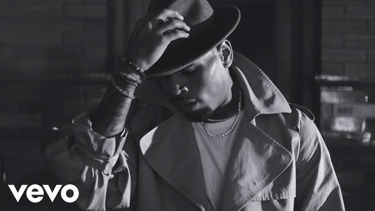 Chris Brown Wrist Explicit Version ft. Solo Lucci (Official Music Video)