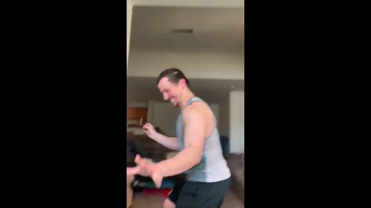 Living With Travis Episode 1 🤦🏽♂️ What I Have a to Deal With