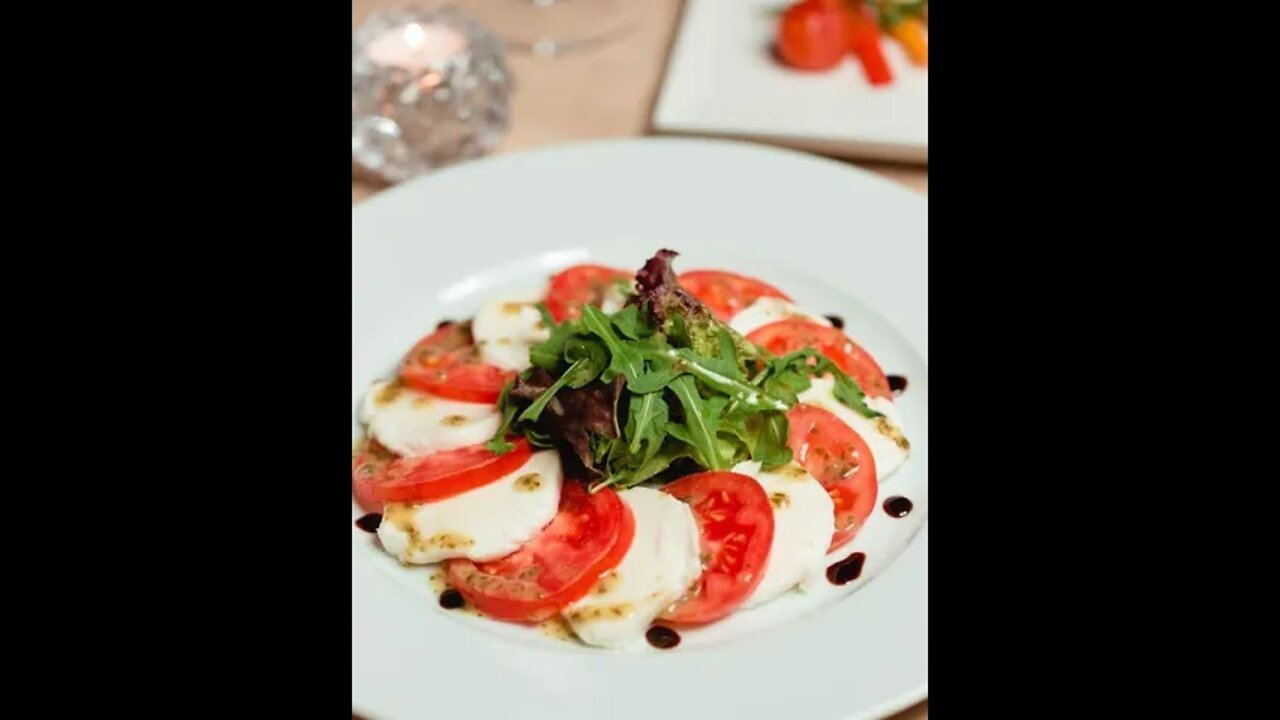 Salada Caprese com Rúcula