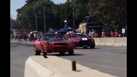 GT 500 vs Z28