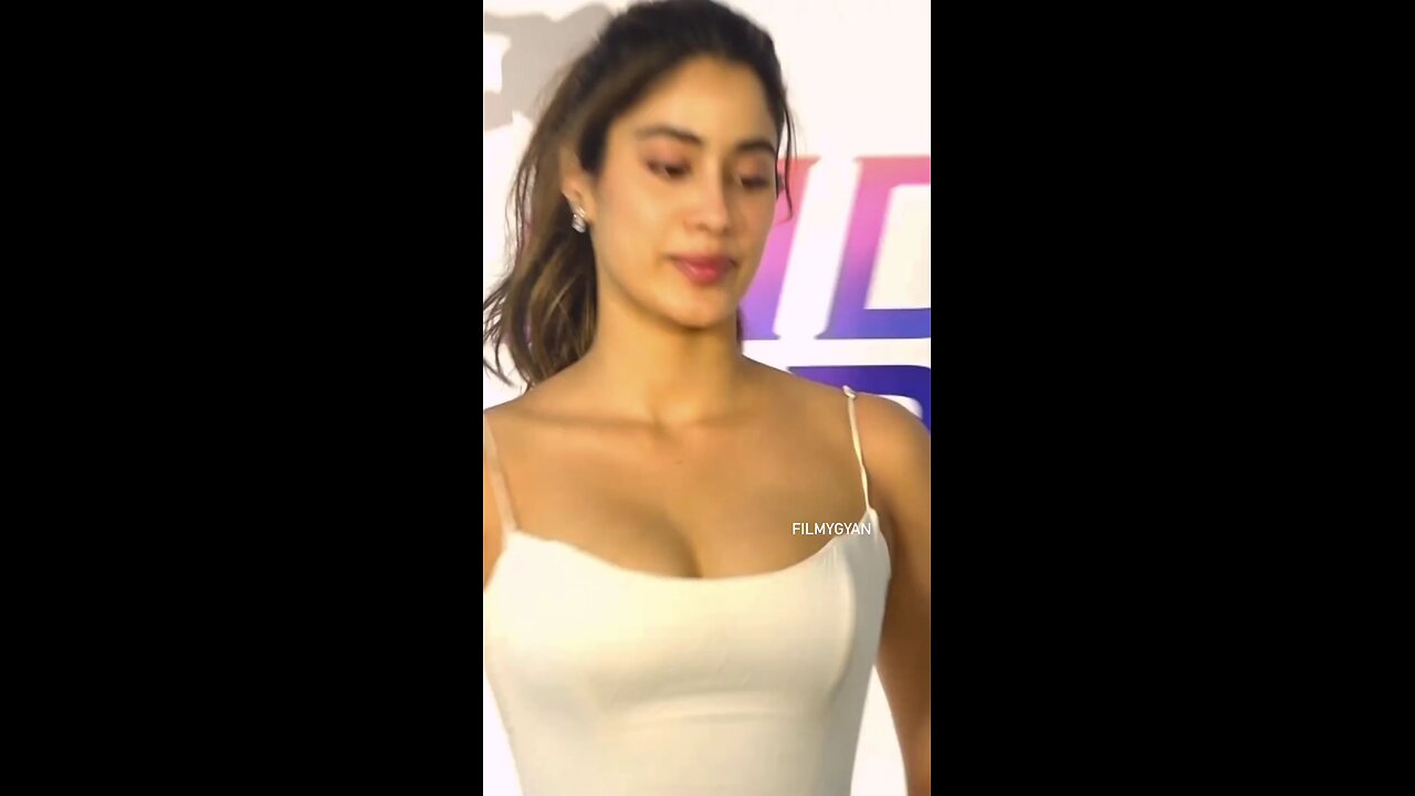 #janhvi kapoor