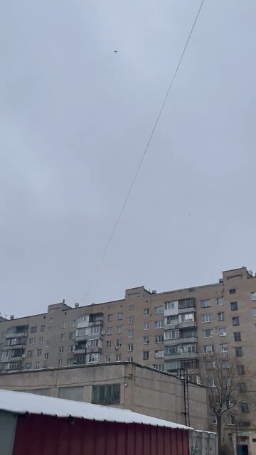 filmed from basement, fired cluster rockets. (Watch with sound) Kharkiv Ukraine 🇺🇦