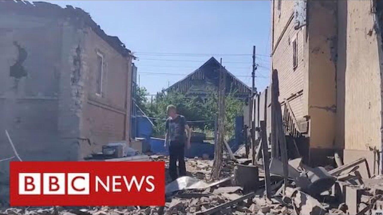 Ukraine frontline: Bakhmut - a city under relentless Russian attack - BBC News