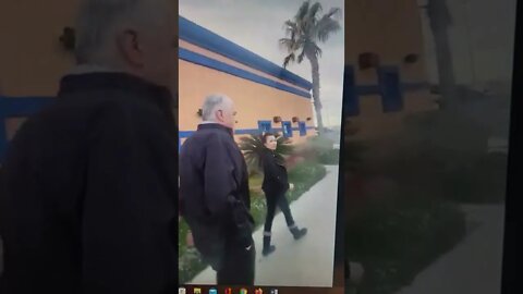 Nevada Governor Steve Sisolak without security confronted by angry voters !!