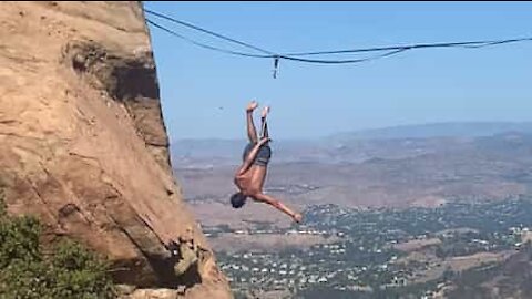 La highline, encore plus fort et plus haut que la slackline