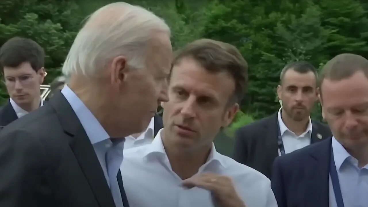 Macron Warns Biden About UAE And Saudi Oil Production