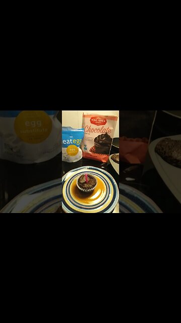 Happy Birthday to Me. 52 yrs strong!!!! Yaaaasssssss!