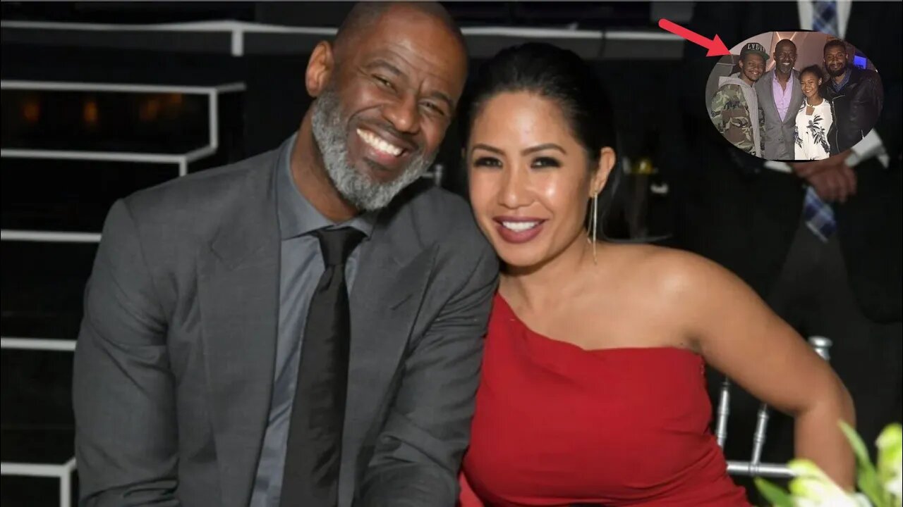 R&B Singer Brian McKnight Gets PUSHBACK For PRAISING Wife's ChiIdren & IGNORING His REAL KlDS