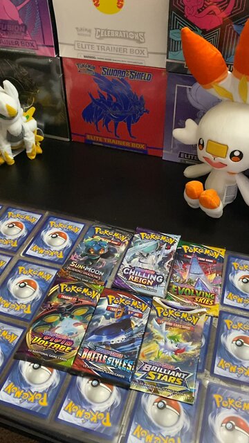 Pokémon Daily Pack Opening!!