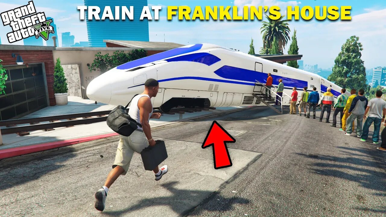 GTA 5 : Franklin Find Bullet Train Stops In Front Of Franklin's House