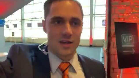 Take a tour of the Broncos draft party room