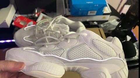 ADIDAS YEEZY 500 BONE WHITE,SALT DSRT BOOT Peek,REVIEW