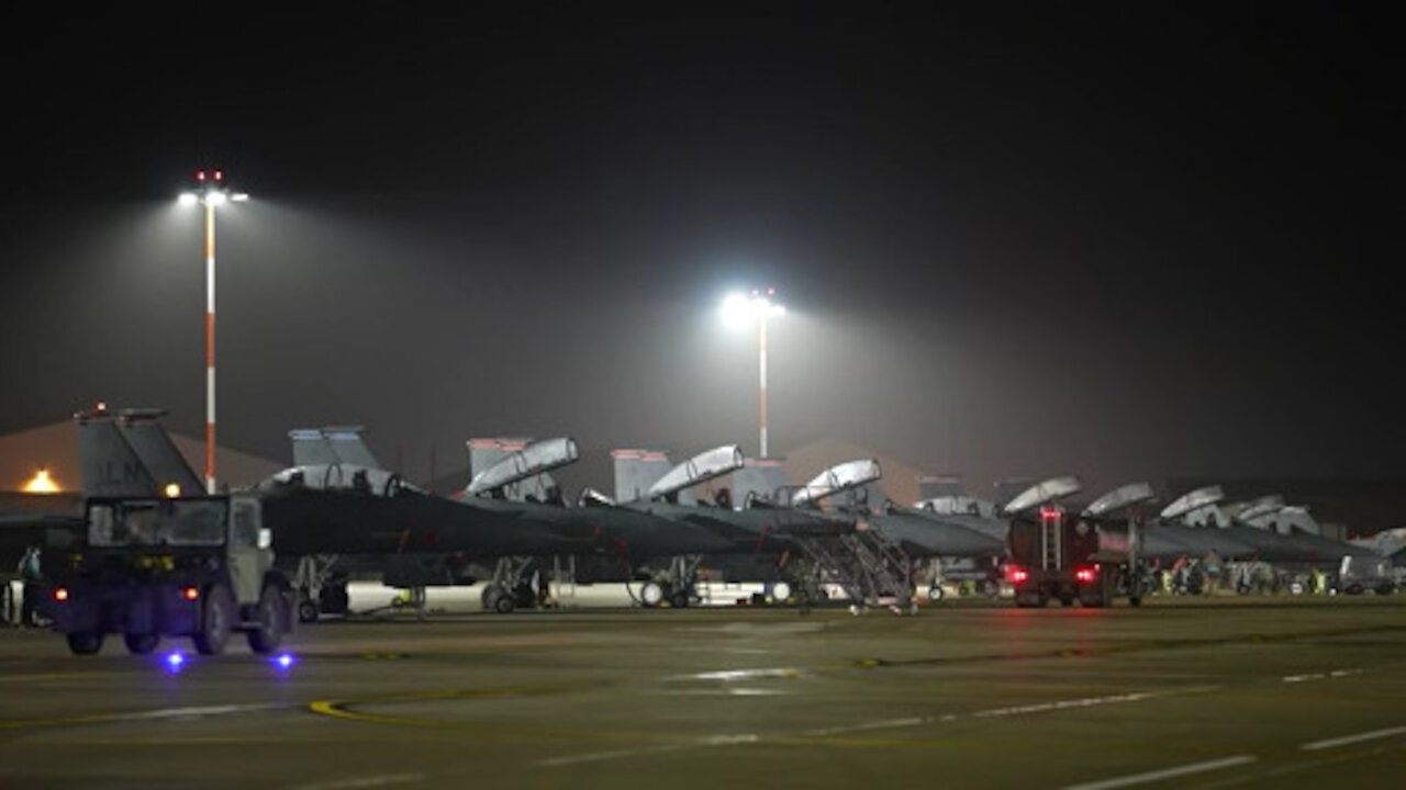 Night Operations at RAF Lakenheath: AMXS and Aircraft Recovery B-Roll