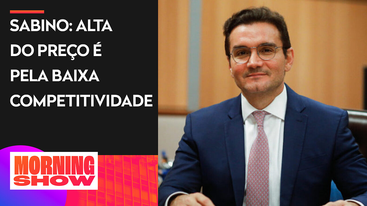 Ministro do Turismo aponta fatores pelo preço alto das passagens aéreas