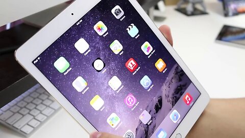 Gold iPad Air 2 Unboxing, Hands On