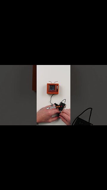 The Worlds Smallest Atari - It Works!