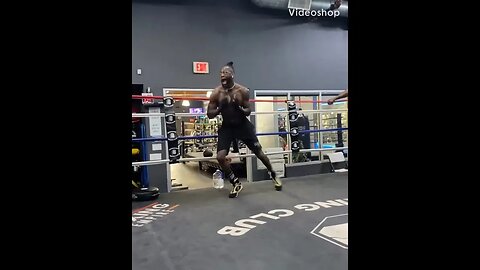 Deontay Wilder training for AJ