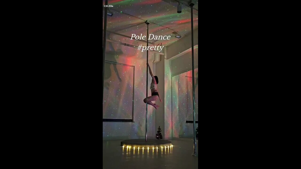 waoo what a pole dance