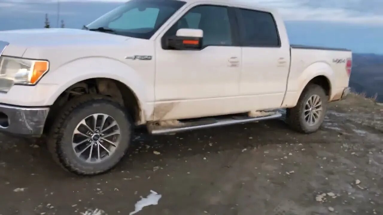 Offroading to Mt Marston Lookout