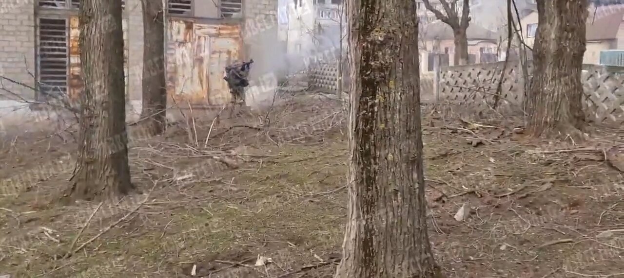 Launcher firing from #Mariupol #RussianUkrainianWar #RussiaInvadedUkraine #Russia #Ukraine