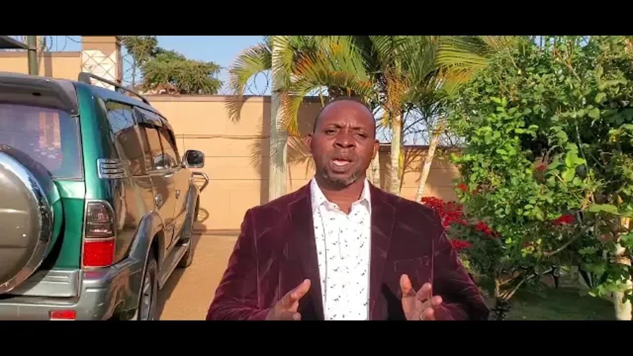 2/2 WATCH #JjumbaLubowaAligaweesa give an introduction of what #KulanezCharityFoundation is about