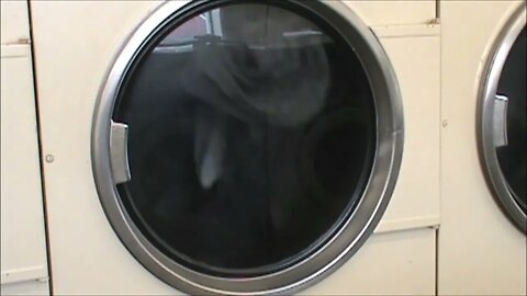 Hey, Watch My Laundry! -- Episode 351