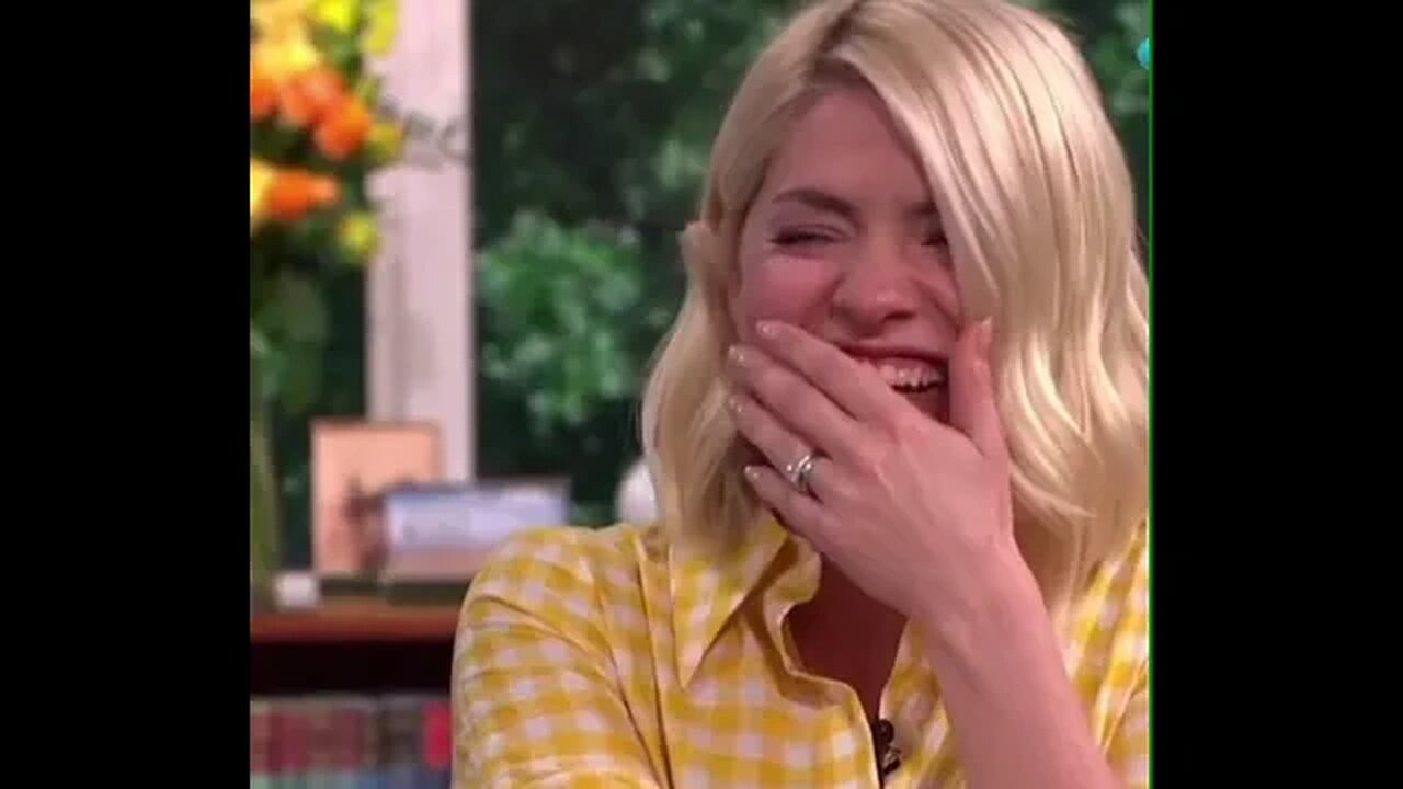 Farting Is Funny 😂😂😂 #ThisMorning #PhillipSchofield #HollyWilloughby