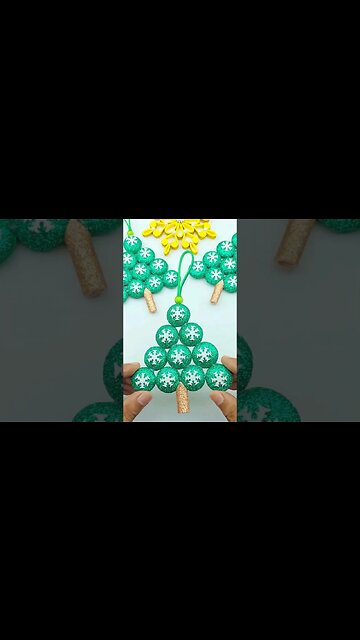 Handmade Best Holiday Crafts🌲 Glitter Foam Christmas Tree Making For Decorations #crafts #christmas